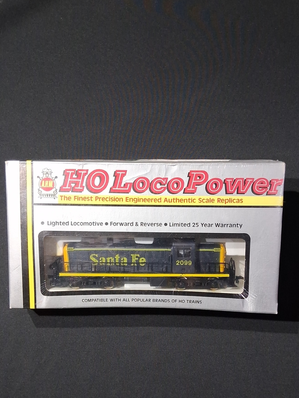 AHM HO Scale Santa Fe Diesel Locomotive